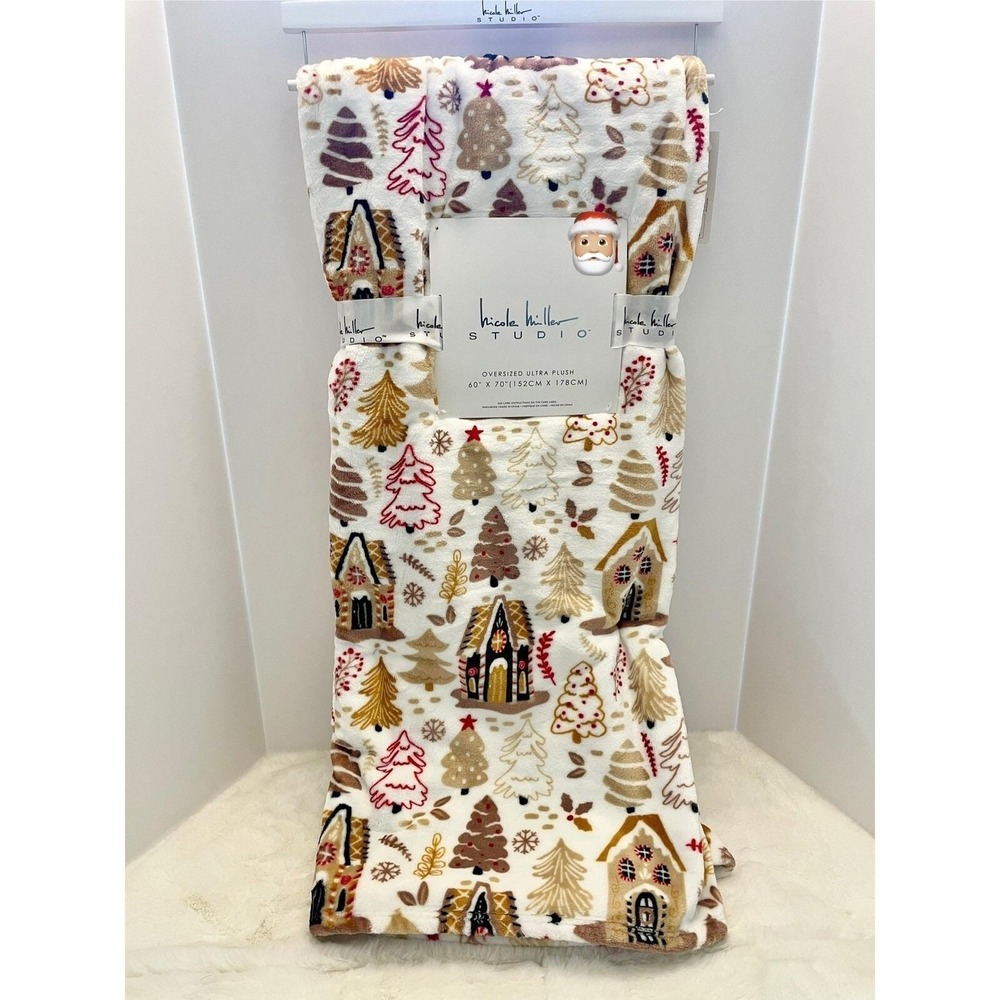 Nicole Miller CHRISTMAS Gingerbread House Brown Plush Throw Blanket